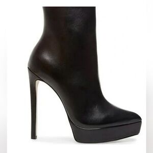 Steve Madden Velina leather 7